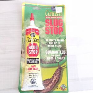 Snail and Slug Killer Barrier Non-Toxic Protects Plants Rare NEW Free Shipping